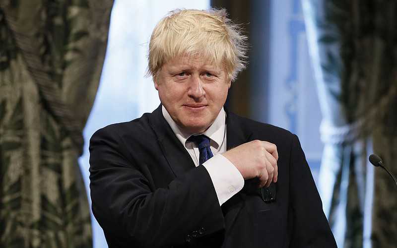 Boris Johnson says coronavirus has affected his eyesight