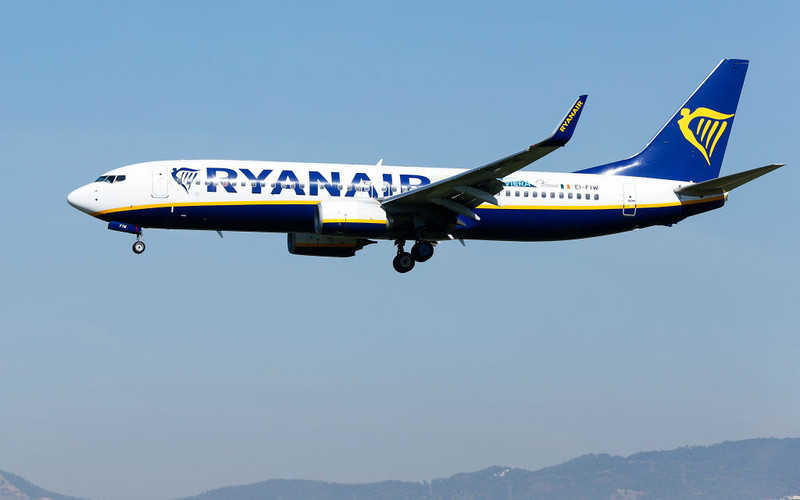 Ryanair: Brytyjczycy masowo rezerwują loty mimo widma 14-dniowej kwarantanny