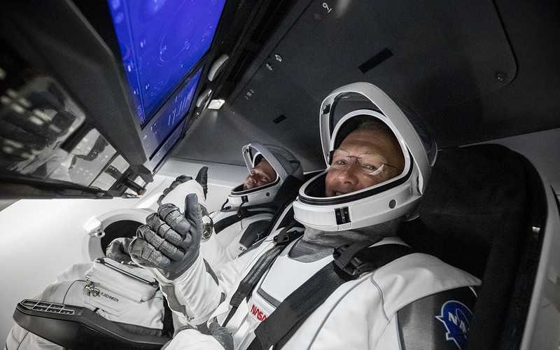 Historyczny lot SpaceX i NASA. Astronauci dotarli do ISS