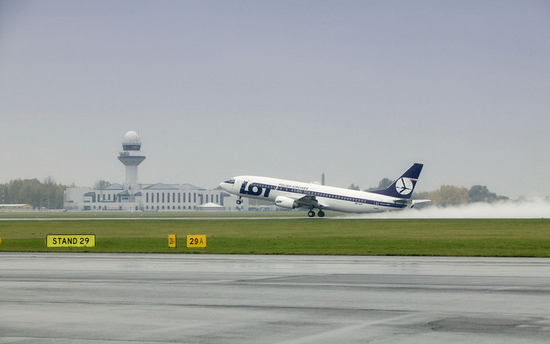 LOT Polish Airlines resumes domestic flights on 1 June