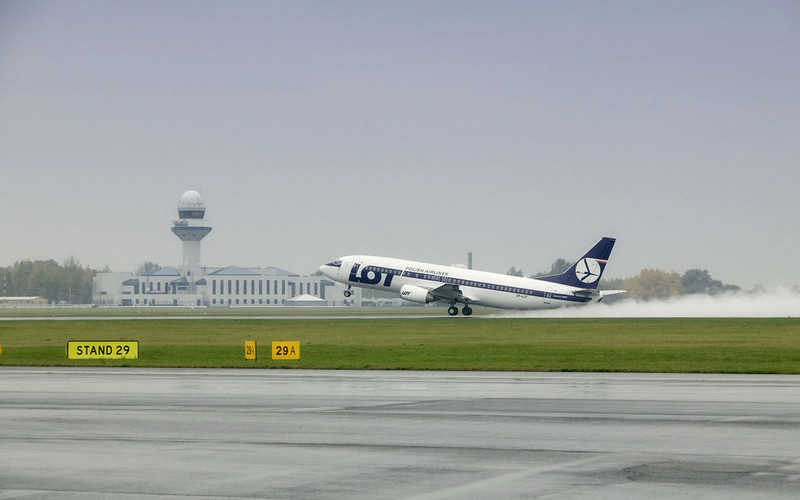 LOT Polish Airlines resumes domestic flights on 1 June