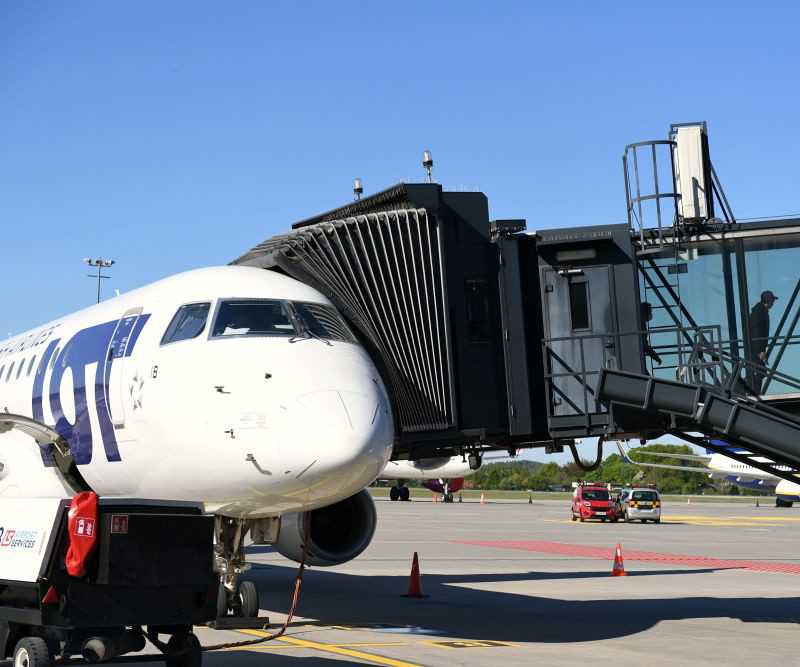 Polska: Jakich zasad bezpieczeństwa muszą przestrzegać pasażerowie samolotów?