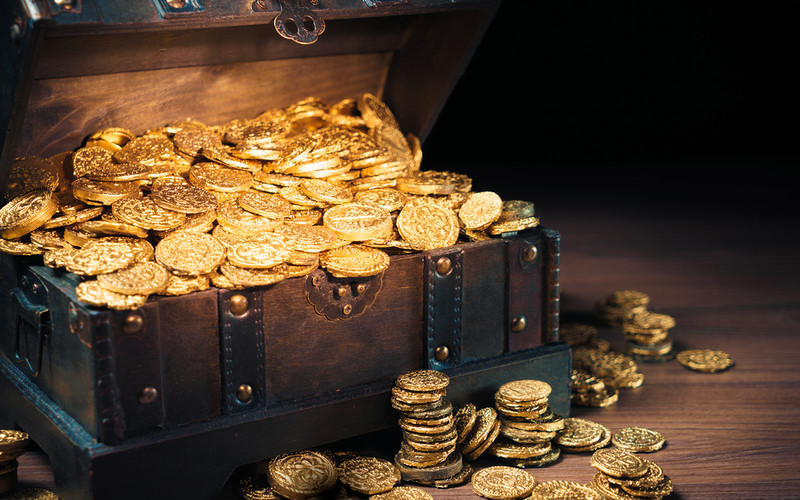 Million-dollar treasure chest found after decade-long search