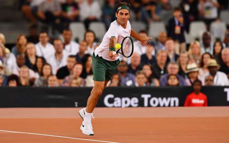 Roger Federer po kolejnej operacji kolana wróci do gry w 2021 roku