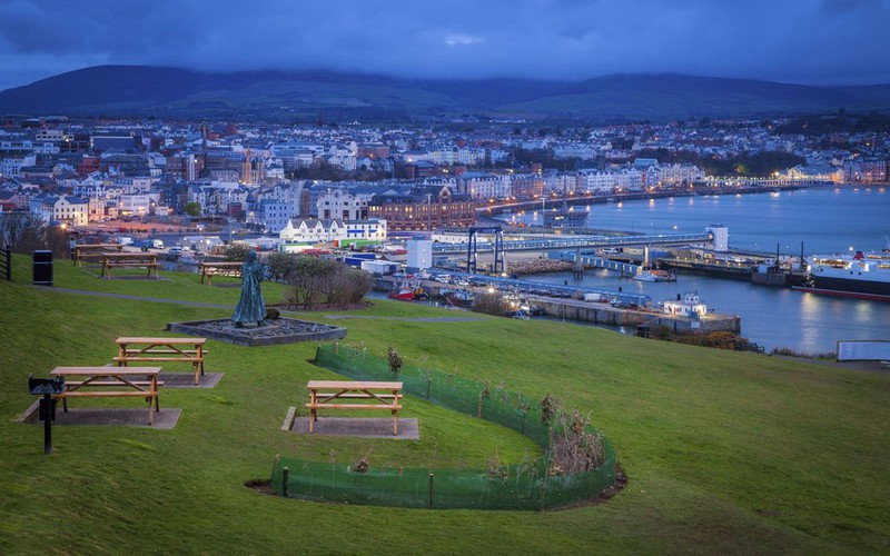 Isle of Man to scrap social distancing rules