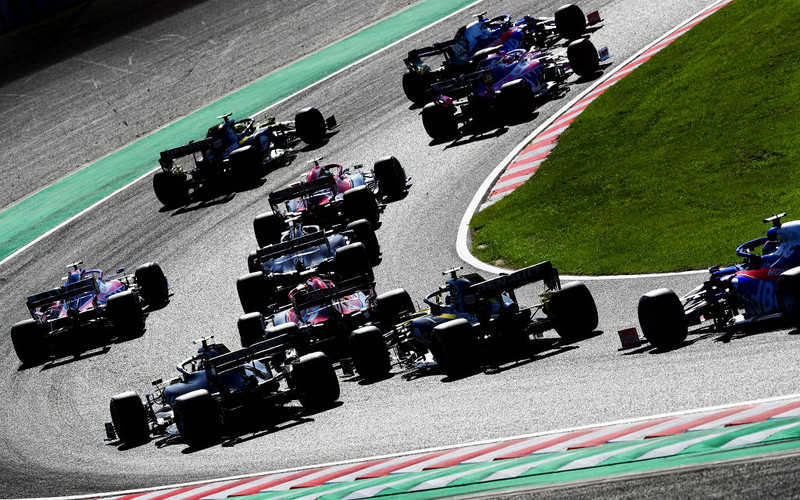 Formuła 1: Grand Prix w trzech krajach odwołane