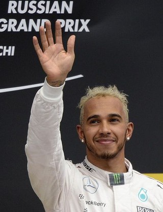 Formuła 1: Hamilton bliski tytułu po wygranej w Soczi
