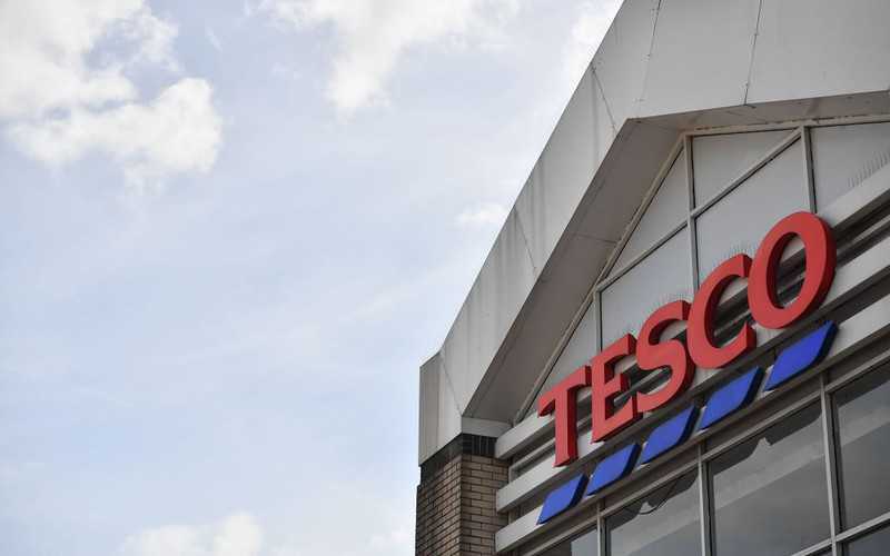 Tesco sells Polish supermarket business