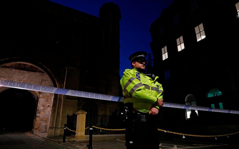 Three people dead after Forbury Gardens attack