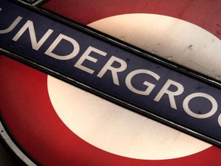 Londyn: Stacja metra sprzedana za 53 mln funtów!