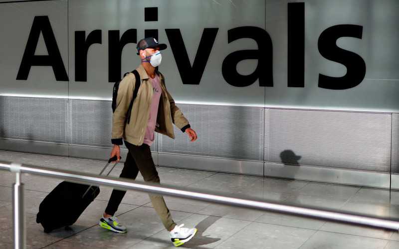 Brytyjski rząd wyłączy większość podróżnych z Europy Zachodniej z kwarantanny