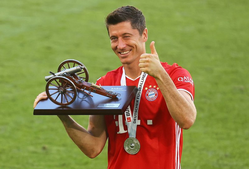 German league: Lewandowski's 34 goals, Fortuna Duesseldorf say goodbye