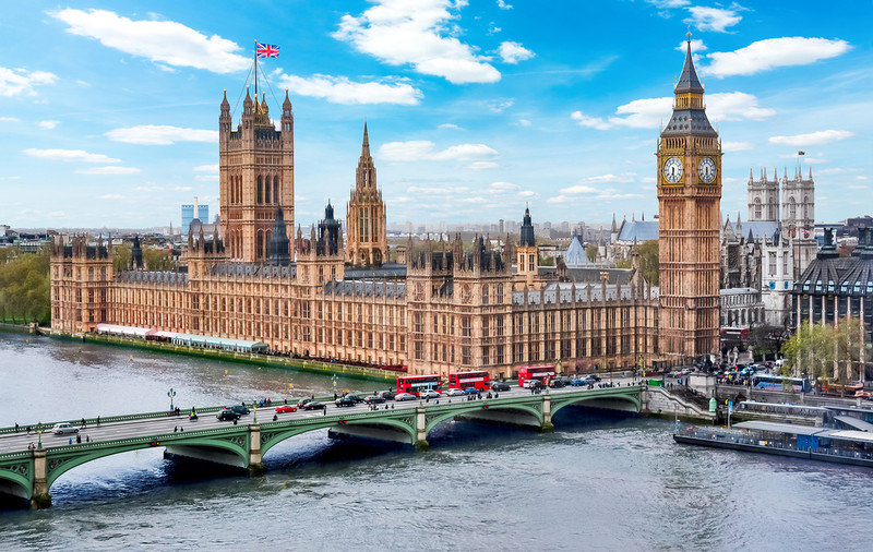 Boris Johnson ma nowy pomysł na UK. Pochłonie rekordowe 250 mld funtów