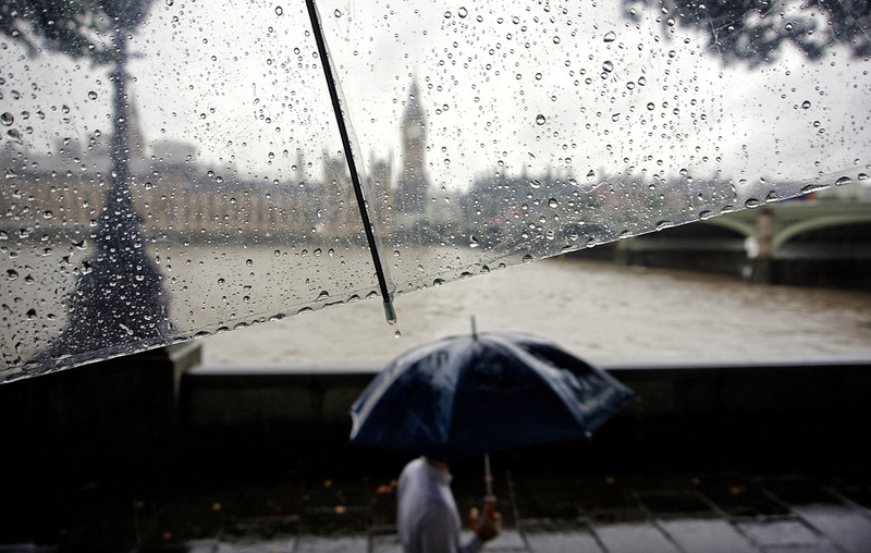 Przed nami deszczowy i wietrzny weekend w UK