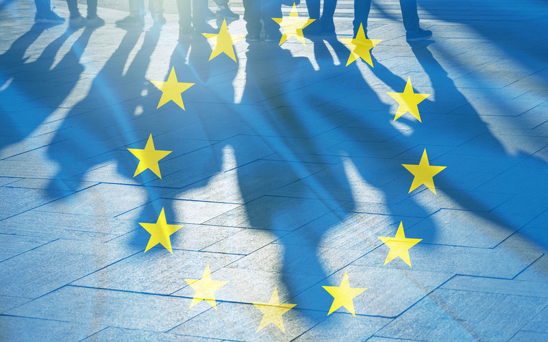 Eurobarometr: Obywatele Unii Europejskiej są świadomi swoich praw