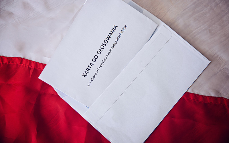 150,000 have already reached consulates in the UK votes