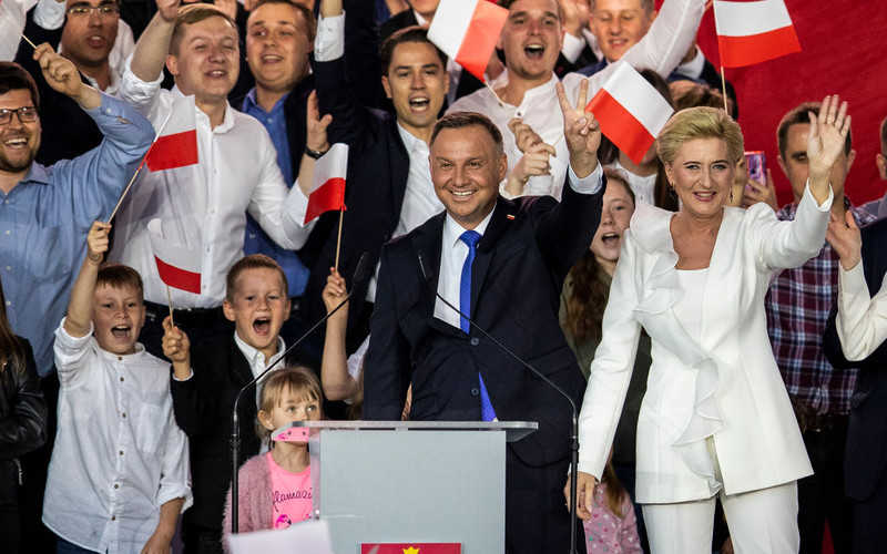 Brytyjska prasa o wyborach w Polsce: Gorzka, zażarta walka dwóch wizji kraju