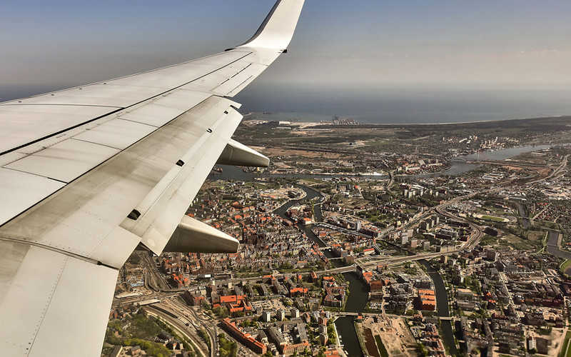 Gdańsk: Powoli wraca ruch pasażerski na lotnisku