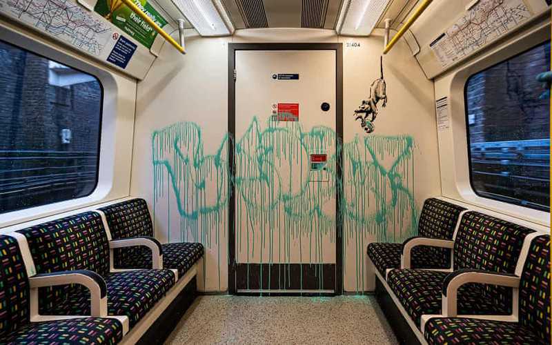 Banksy zachęca do zakładania maseczek w Londynie