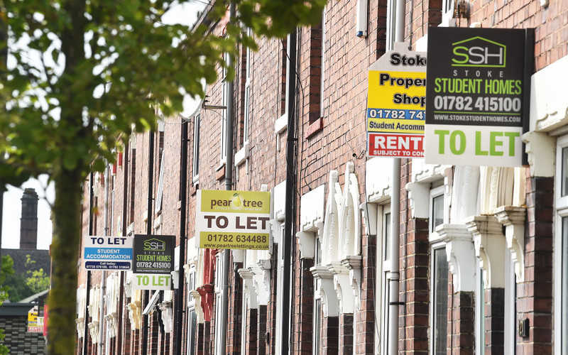 London rent falls:the postcodes where renting costs have dropped most