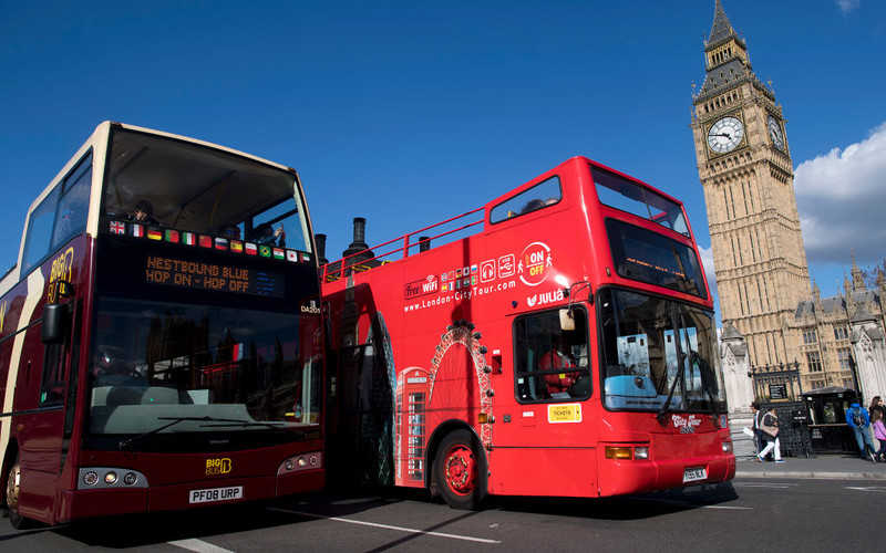 London: Tourist buses will help get Londoners to work