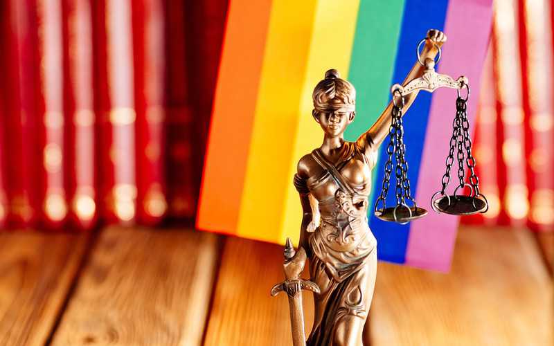 RPO zaskarżył dwie decyzje o odrzuceniu skarg na uchwały o "przeciwdziałaniu ideologii LGBT"