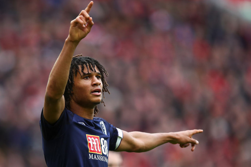 Nathan Ake piłkarzem Manchesteru City