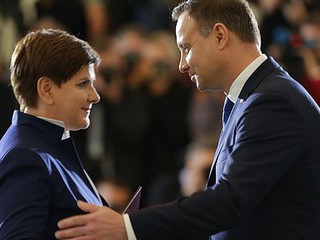 Prezydent powołał rząd z Beatą Szydło jako premierem