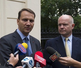 Sikorski on the situation in Ukraine: "We will all bear the cost"