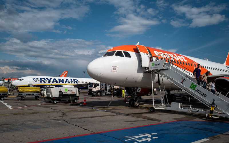 UK: Linie lotnicze wciąż "zbyt wolno" zwracają pieniądze za bilety