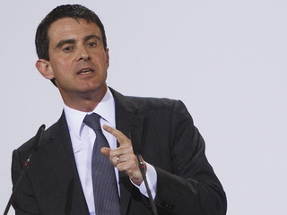 French PM Manuel Valls says Europe cannot take in any more refugees 
