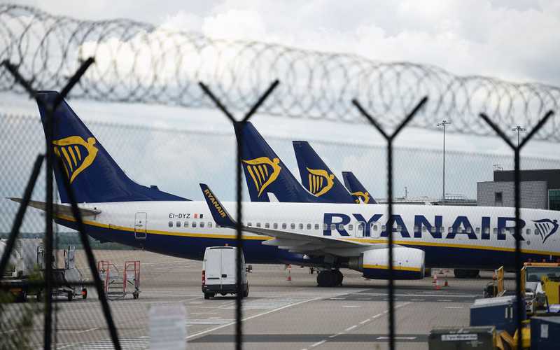Ryanair tnie liczbę połączeń we wrześniu i październiku