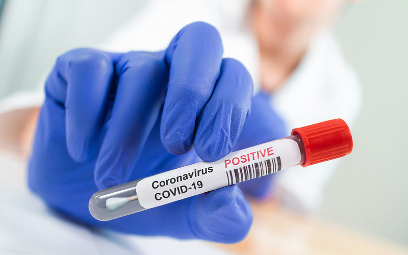 W UK 812 nowych zakażeń koronawirusem