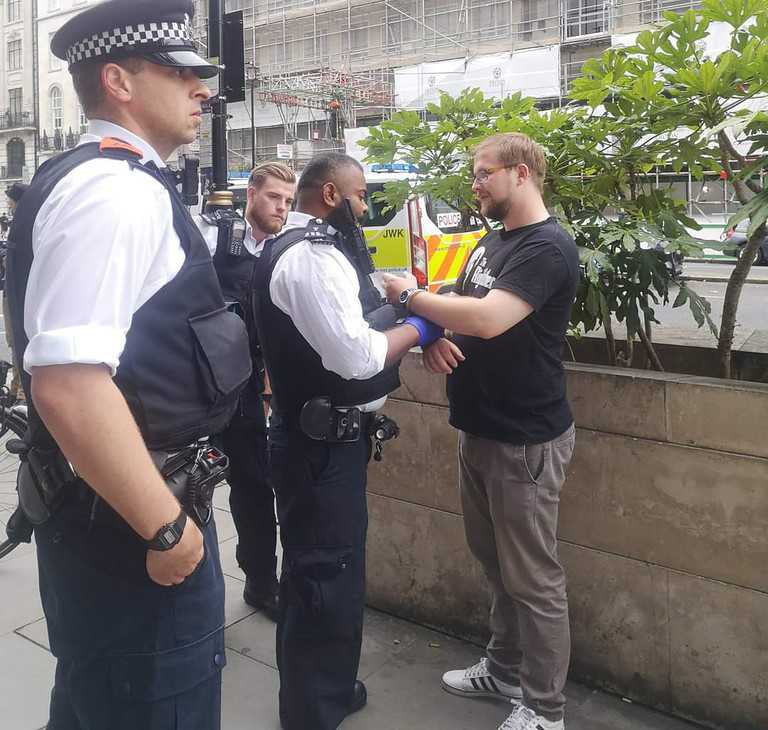 Szef partii KORWiN w UK aresztowany za homofobię. Grozi mu nawet 7 lat więzienia