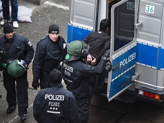 German police tackle mass brawl at Berlin refugee shelter