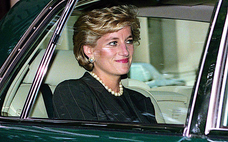 The Princess Diana statue will be set up in London next year