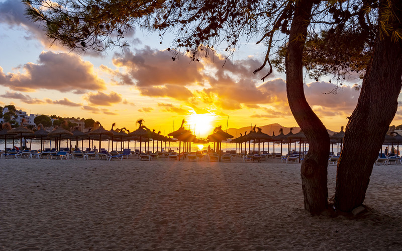 Spain: ndalusia and the Balearic Islands beaches face new measures