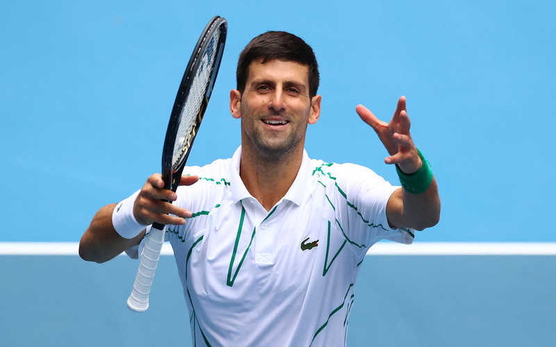 Novak Djokovic zaapelował do fanów, którzy obrażają sędzię