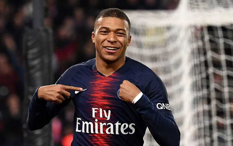 Mbappe tells PSG he wants to leave in 2021