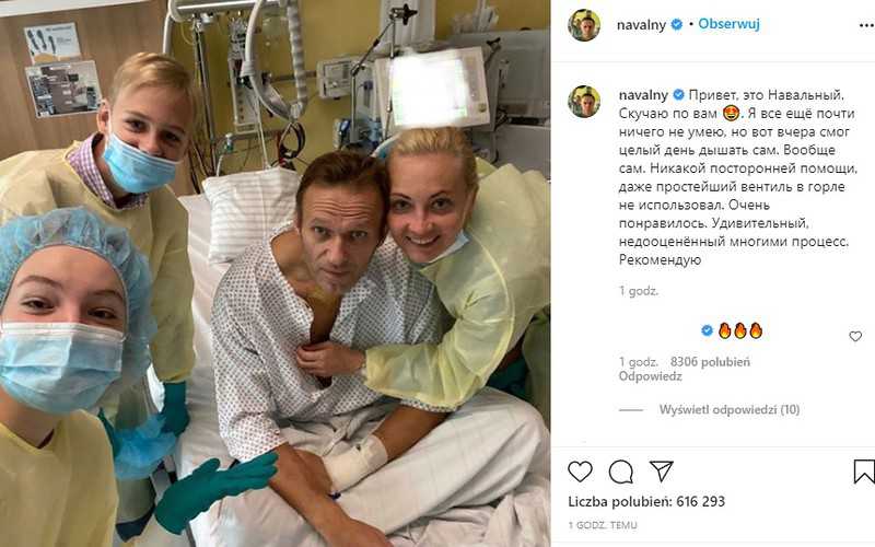 Nawalny na Instagramie: Wczoraj cały dzień oddychałem samodzielnie