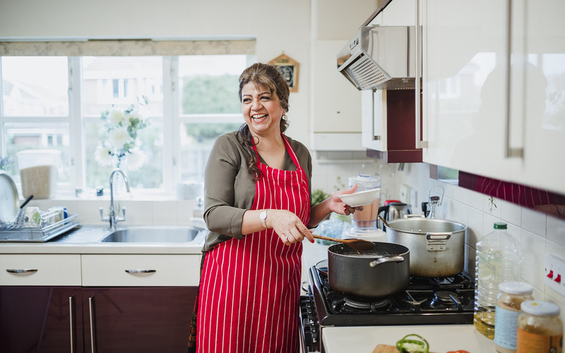 Polish wives ask Ukrainian women: "Cook it so that my husband thinks it's me"