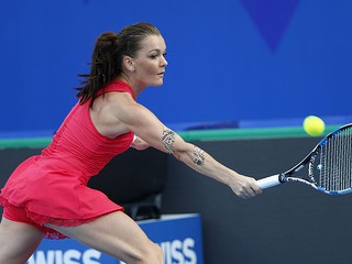 WTA social fan favorotes: Poland's Agnieszka Radwanska wins again!