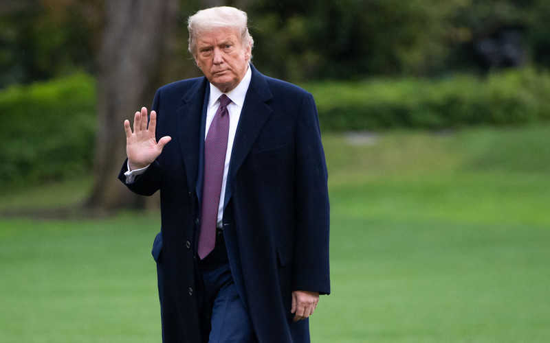 Trump Covid: US president has mild symptoms - White House