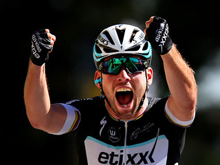 Mark Cavendish faces big year in 2016 - on track and road