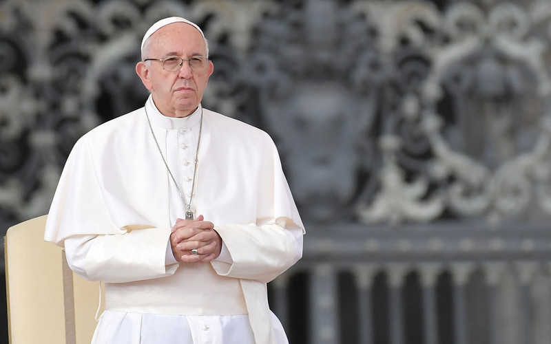 The Pope calls for an energetic transformation and phasing out of fossil fuels
