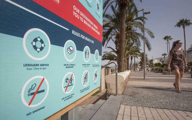 In the Canary Islands, no smoking in the streets because of Covid-19
