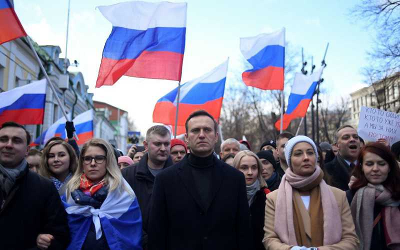 EU and UK impose sanctions for attempting to poison Alexei Navalny