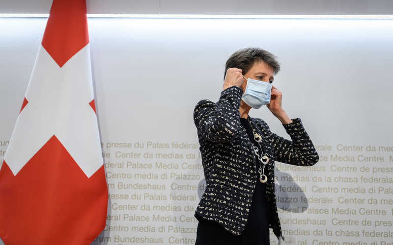 Szwajcaria: Rząd ogłosił nowe restrykcje w związku z pandemią koronawirusa