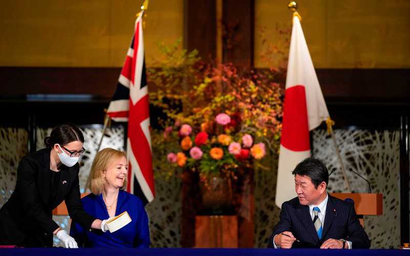 UK seals first big post-Brexit trade deal with Japan