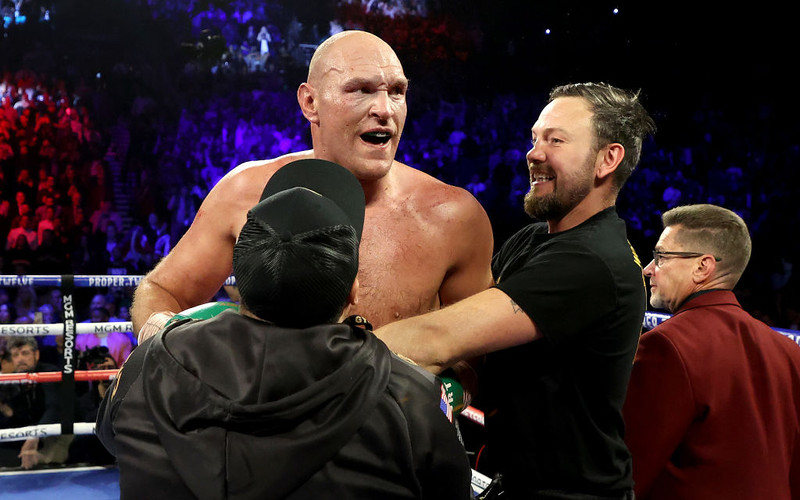 Bokser Tyson Fury chce walczyć w grudniu w Londynie